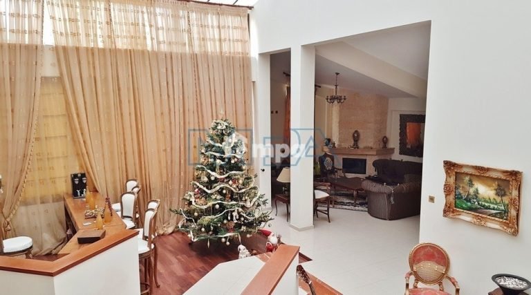 5 Bedroom House for Sale in Nicosia District