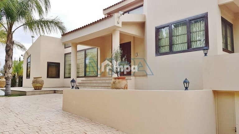 5 Bedroom House for Sale in Nicosia District