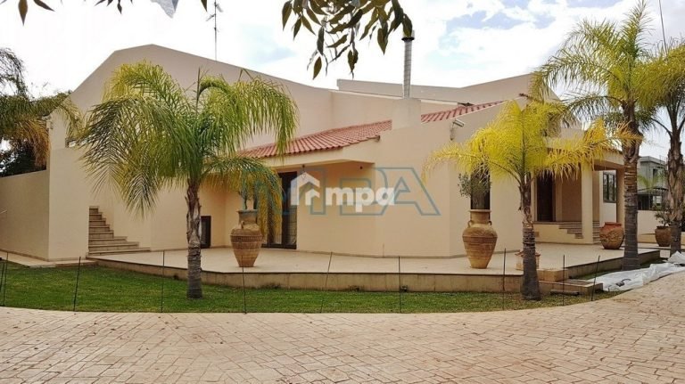 5 Bedroom House for Sale in Nicosia District
