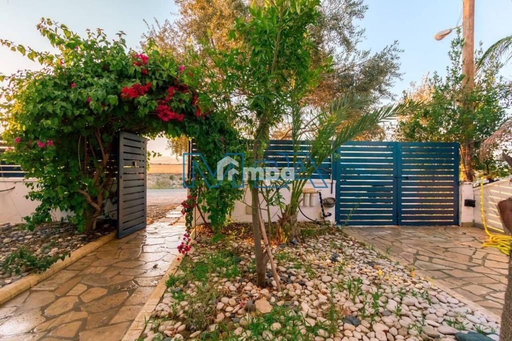 3 Bedroom House for Sale in Zygi, Larnaca District