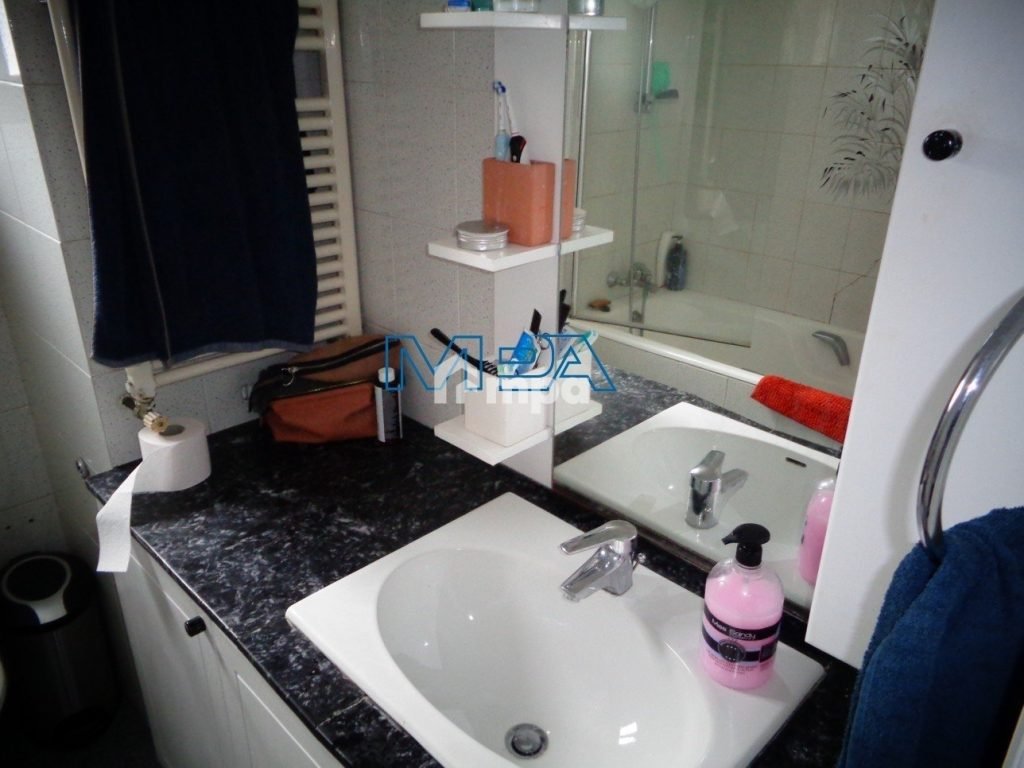 2 Bedroom Apartment for Sale in Agioi Omologites, Nicosia District