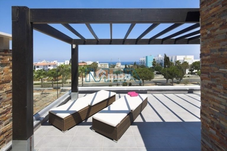 Cheap Houses and Villas for Sale Famagusta up to 500000 euro