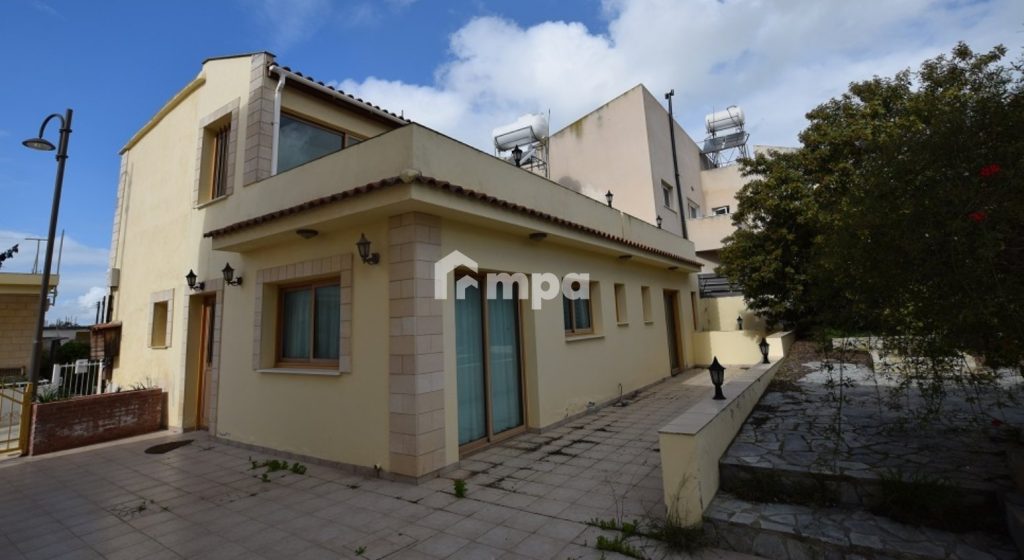 4 Bedroom House for Sale in Lympia, Nicosia District
