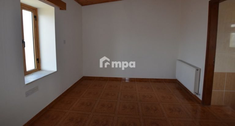 4 Bedroom House for Sale in Lympia, Nicosia District