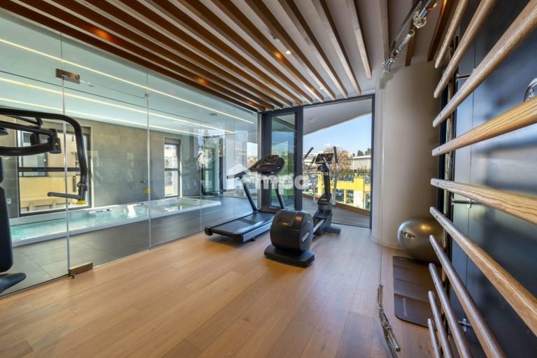4 Bedroom Apartment for Sale in Nicosia District