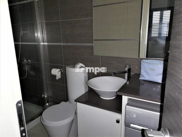81m² Office for Sale in Makedonitissa, Nicosia District