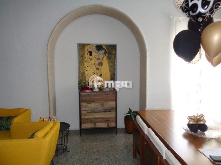 350m² Building for Sale in Agios Dometios, Nicosia District