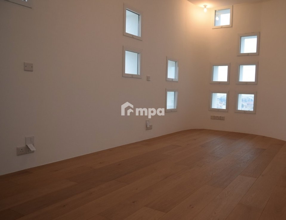 4 Bedroom Apartment for Sale in Nicosia District