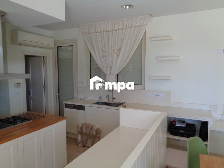 5 Bedroom House for Sale in Dali, Nicosia District