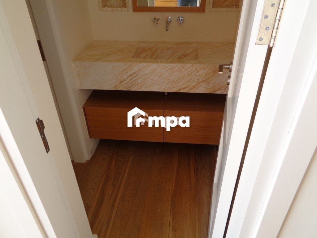 5 Bedroom House for Sale in Dali, Nicosia District