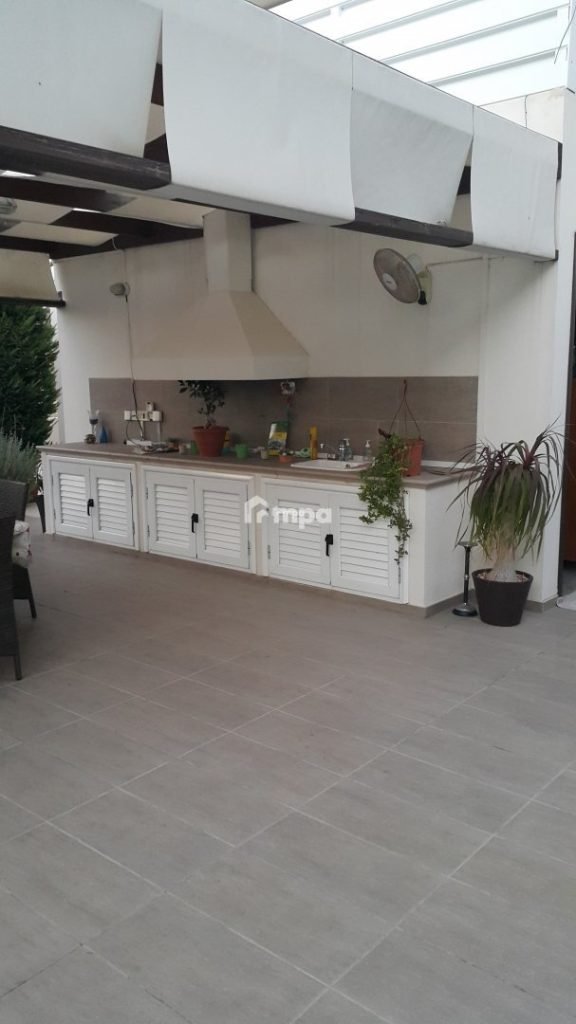 4 Bedroom House for Sale in Alethriko, Larnaca District