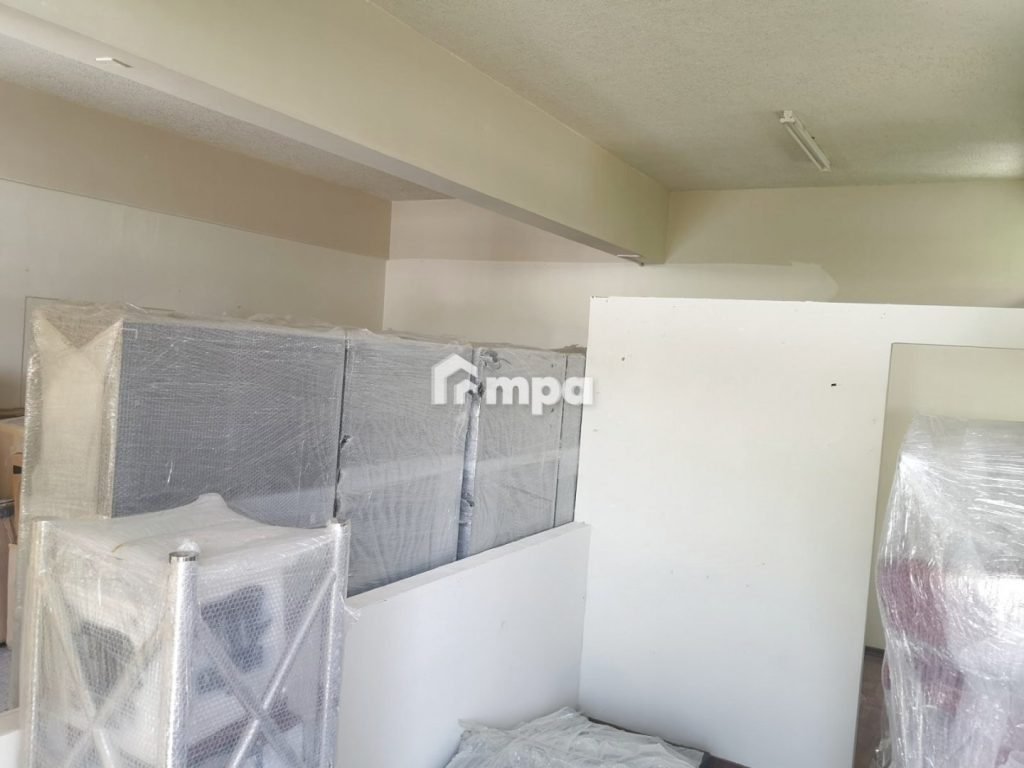 136m² Commercial for Sale in Aglantzia, Nicosia District
