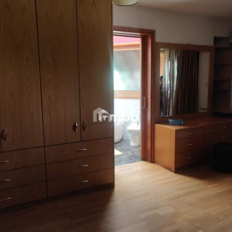 5 Bedroom House for Sale in Strovolos, Nicosia District