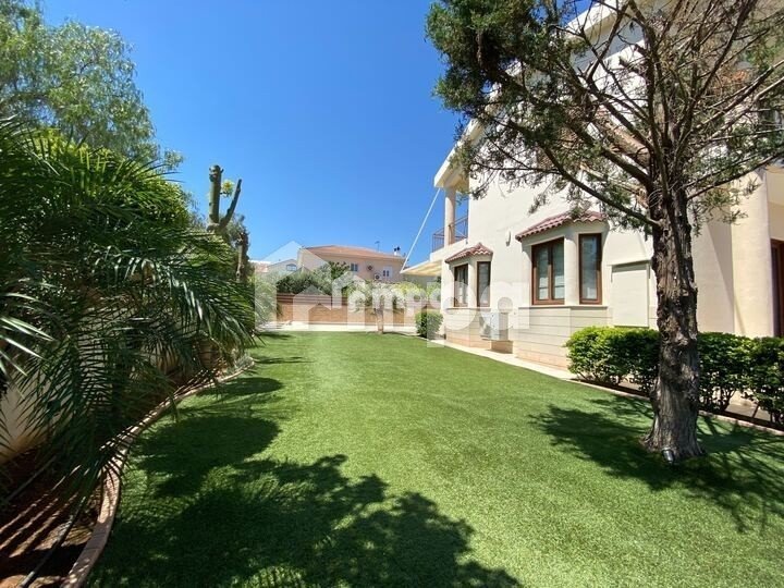 4 Bedroom House for Sale in Nicosia District