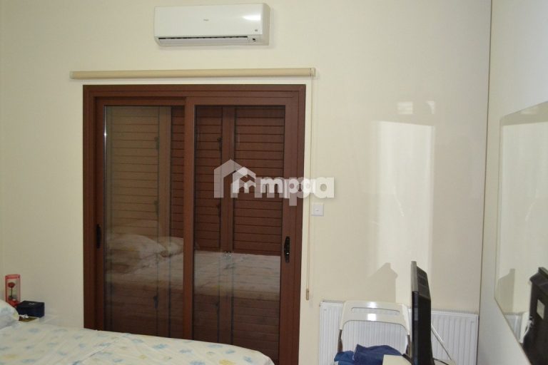 Cheap Houses and Villas for Sale Nicosia up to 300000 euro