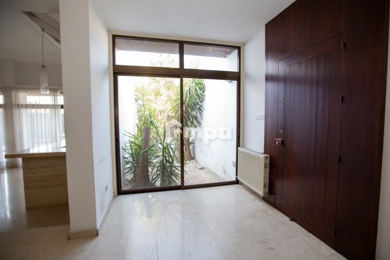 4 Bedroom House for Sale in Aglantzia, Nicosia District