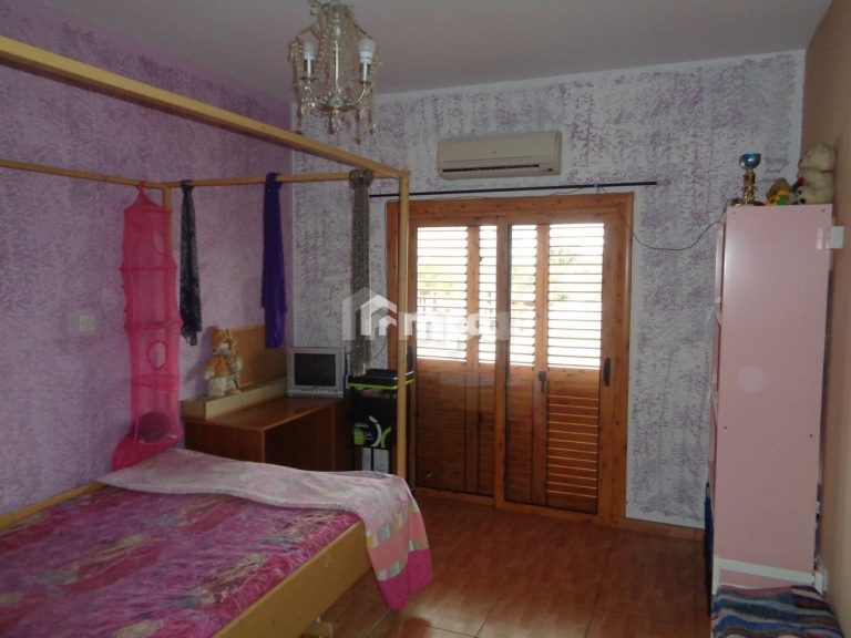 4 Bedroom House for Sale in Mammari, Nicosia District