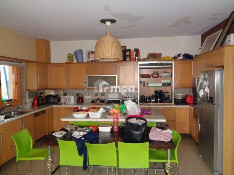 Cheap Houses and Villas for Sale Nicosia up to 600000 euro