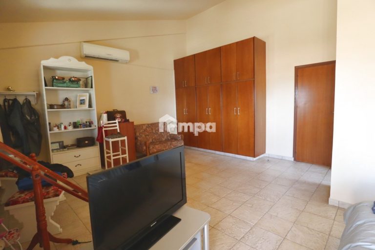3 Bedroom House for Sale in Lakatamia, Nicosia District