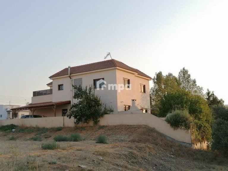 Cheap Houses and Villas for Sale Nicosia up to 600000 euro