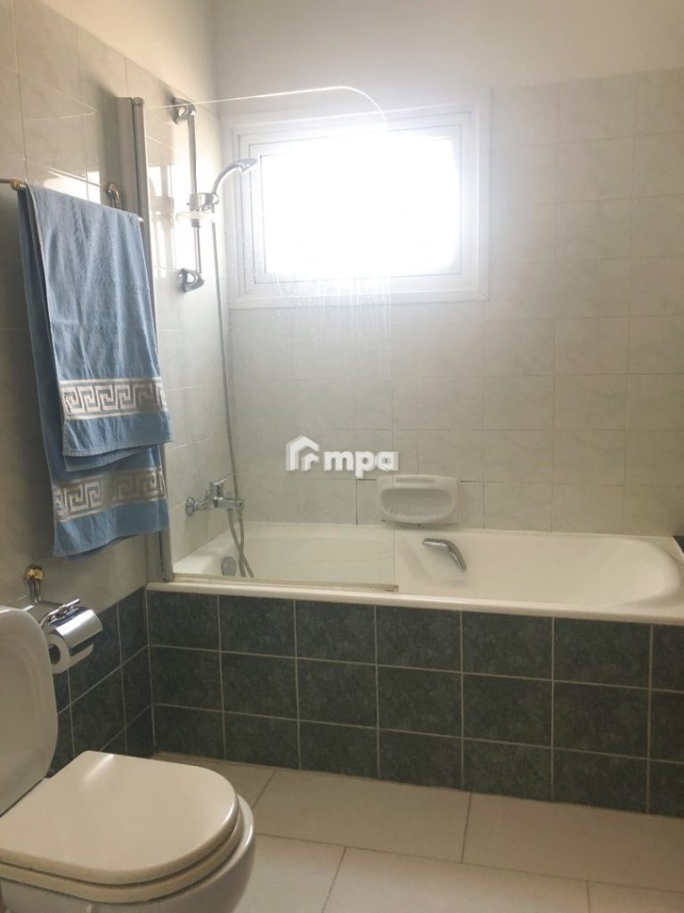 5 Bedroom House for Sale in Engomi, Nicosia District