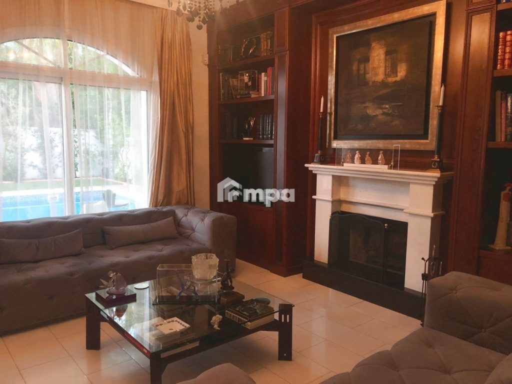 5 Bedroom House for Sale in Engomi, Nicosia District