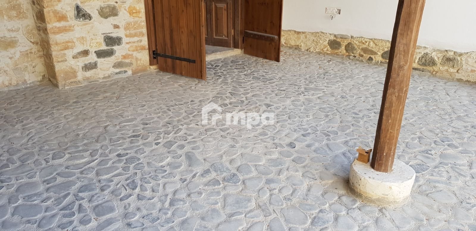 6+ Bedroom House for Sale in Kampia, Nicosia District