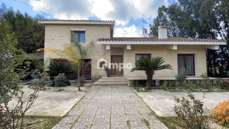 Cheap Houses and Villas for Sale Nicosia up to 700000 euro