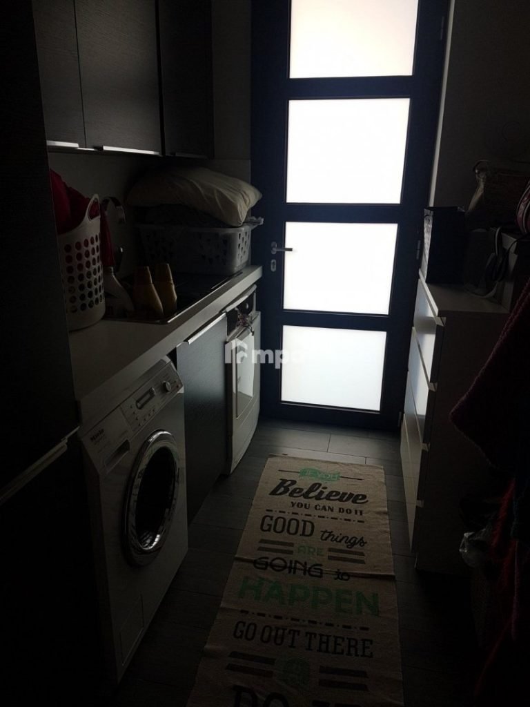 6+ Bedroom House for Sale in Kokkinotrimithia, Nicosia District