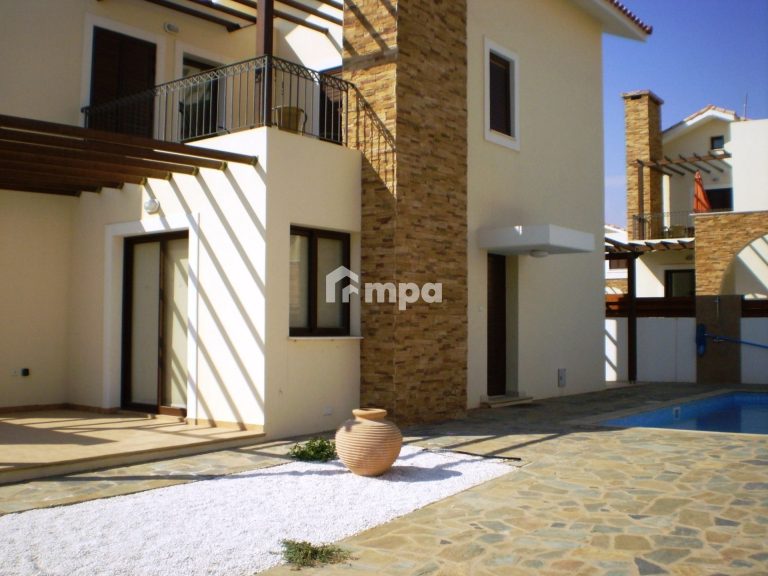 Cheap Houses and Villas for Sale Famagusta up to 500000 euro