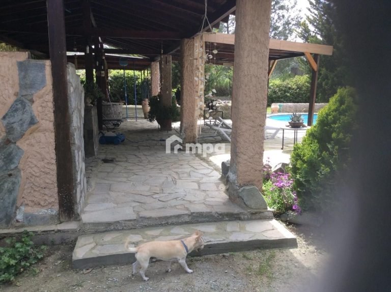 Cheap Houses and Villas for Sale Nicosia up to 800000 euro