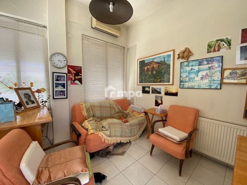 5 Bedroom House for Sale in Agios Dometios, Nicosia District