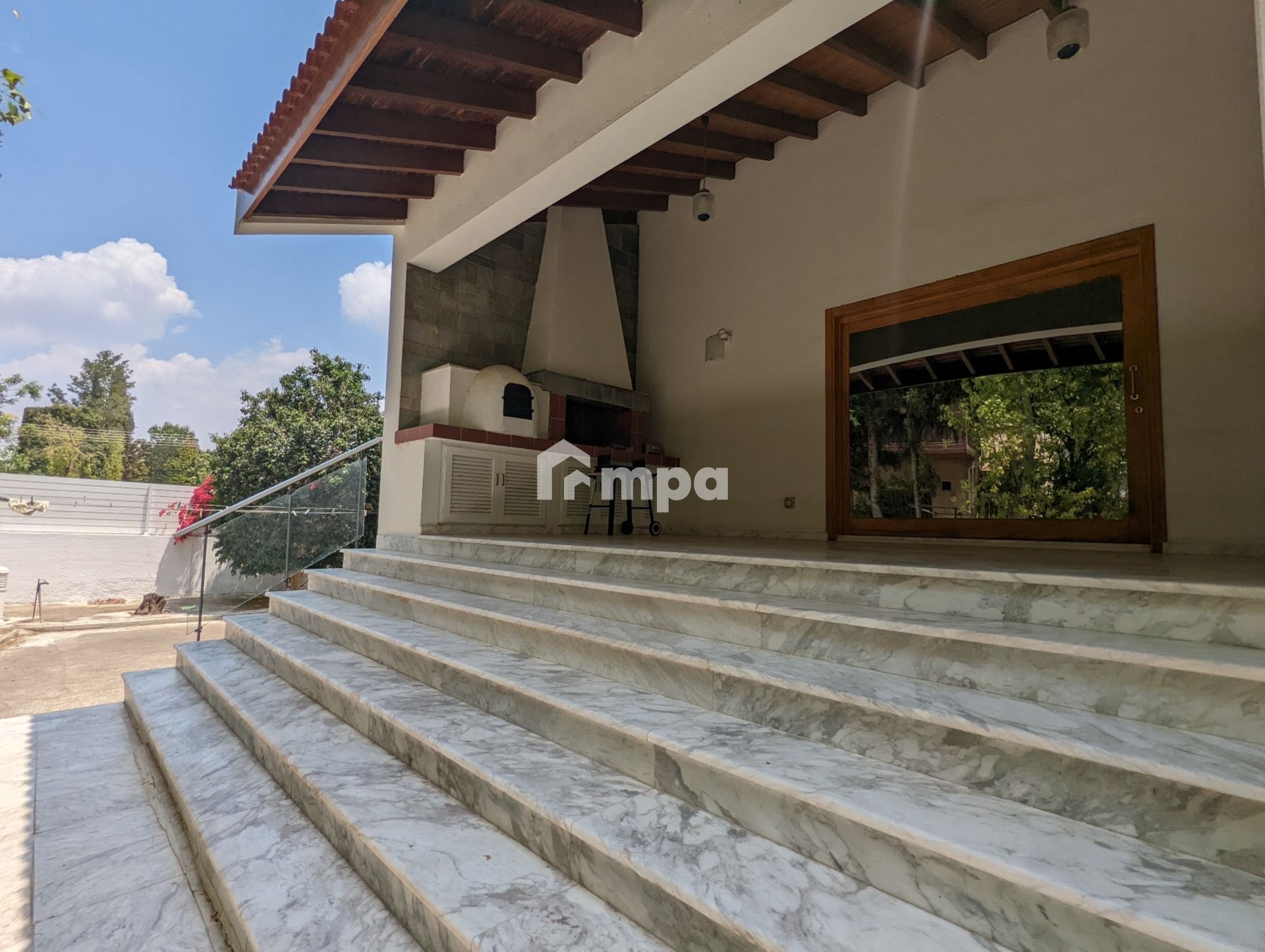 6+ Bedroom House for Sale in Nicosia District