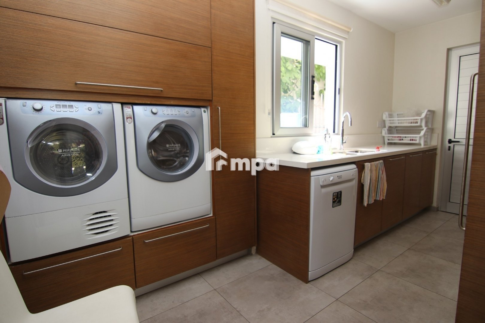 4 Bedroom House for Sale in Dali, Nicosia District