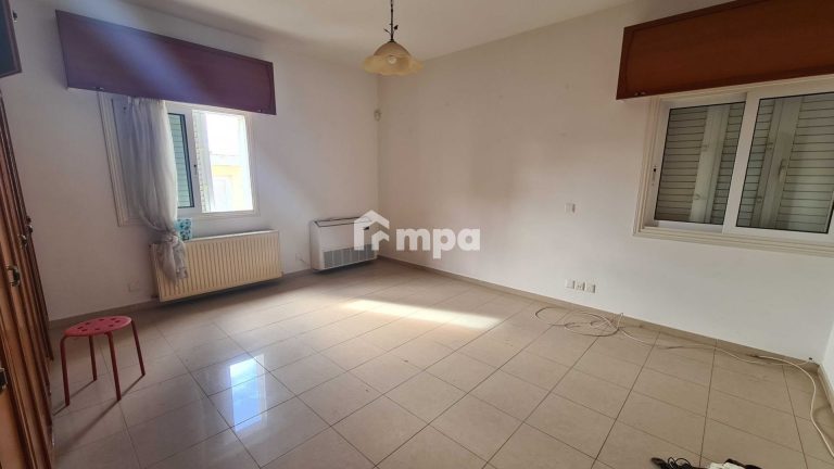4 Bedroom House for Sale in Makedonitissa, Nicosia District