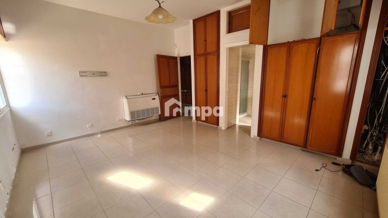 4 Bedroom House for Sale in Makedonitissa, Nicosia District