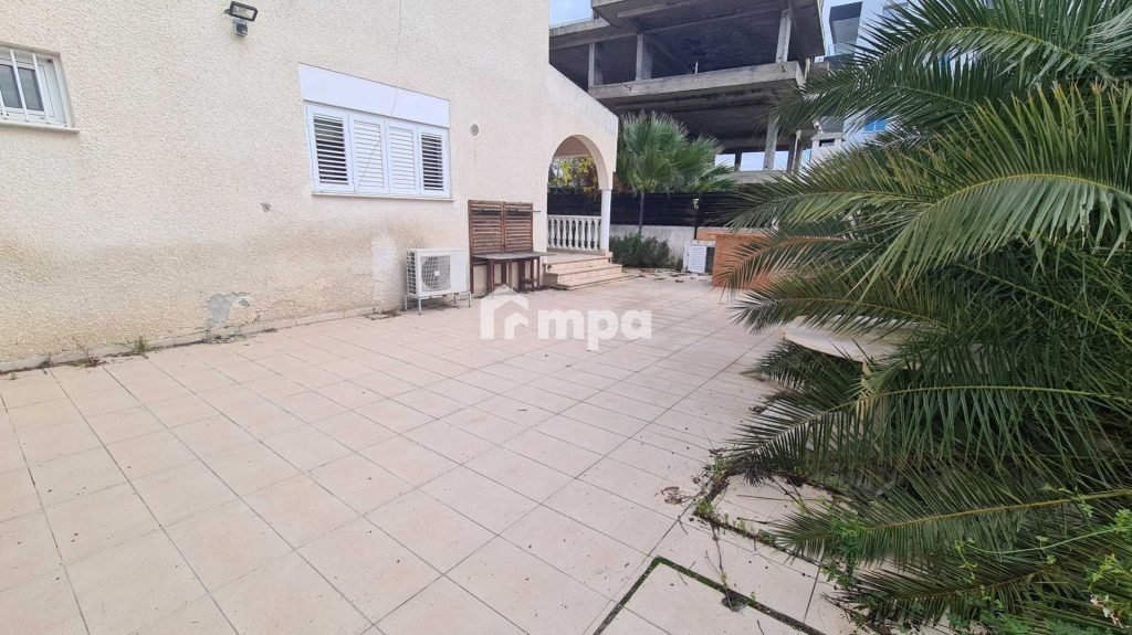 4 Bedroom House for Sale in Makedonitissa, Nicosia District