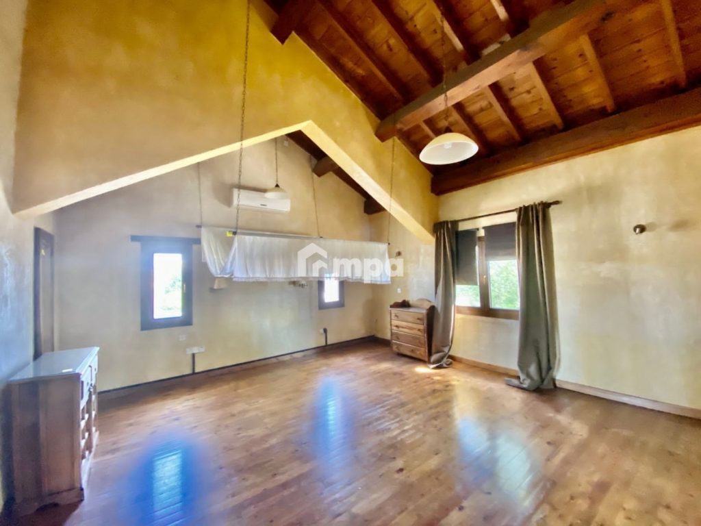 3 Bedroom House for Sale in Strovolos, Nicosia District
