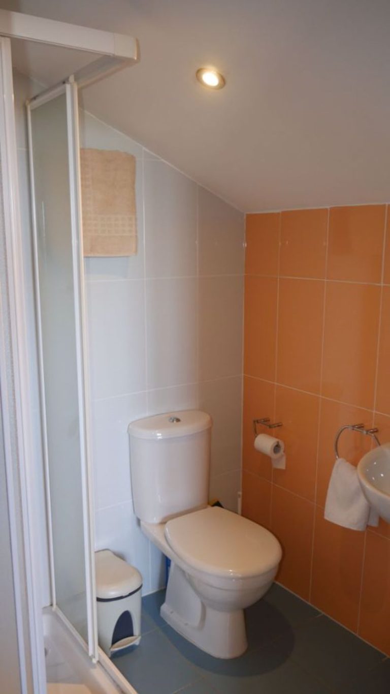 5 Bedroom House for Sale in Pernera, Famagusta District