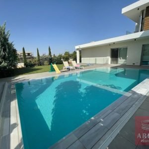 6+ Bedroom Villa for Sale in Larnaca District