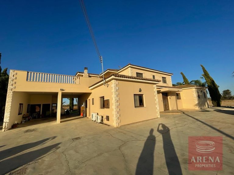 5 Bedroom House for Sale in Liopetri, Famagusta District