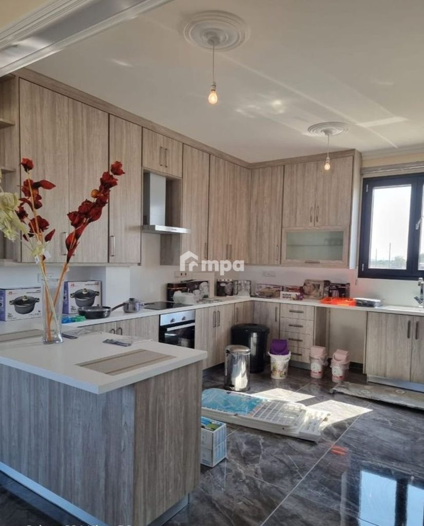 4 Bedroom House for Rent in Mazotos, Larnaca District