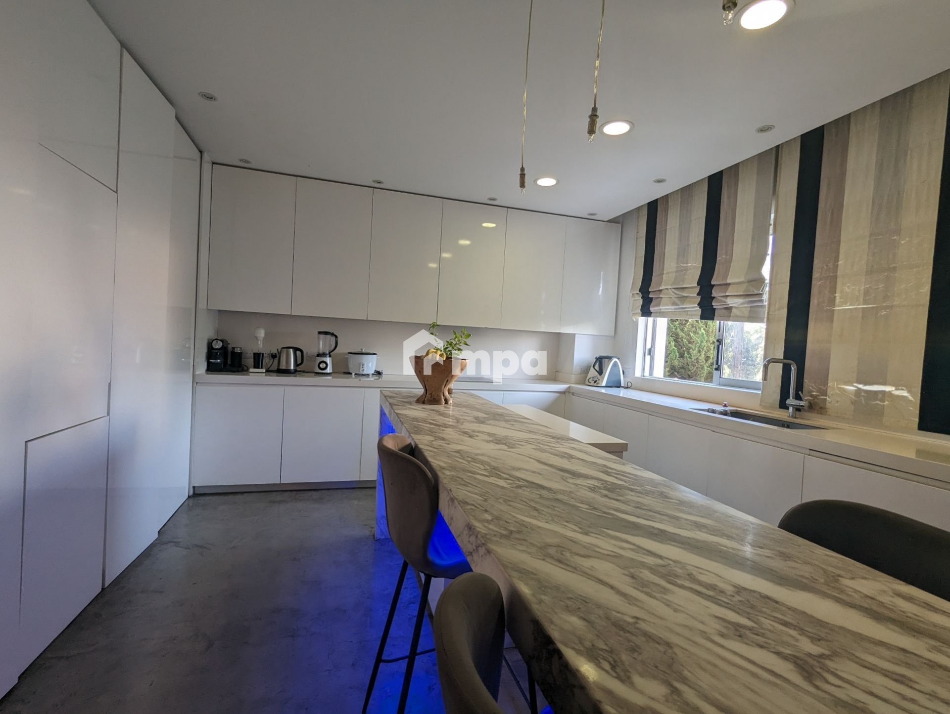 4 Bedroom Apartment for Rent in Nicosia – Agios Andreas