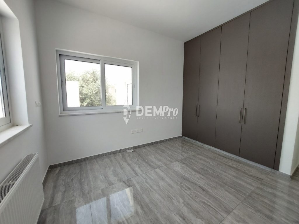 4 Bedroom House for Sale in Peyia, Paphos District