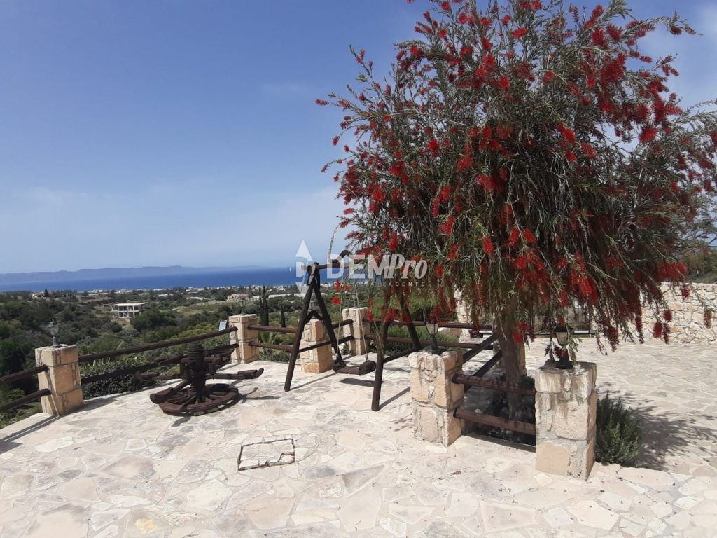5 Bedroom House for Sale in Pomos, Paphos District
