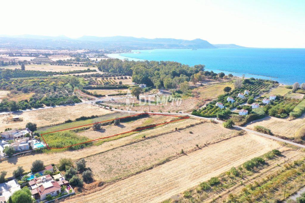 4,463m² Plot for Sale in Paphos District