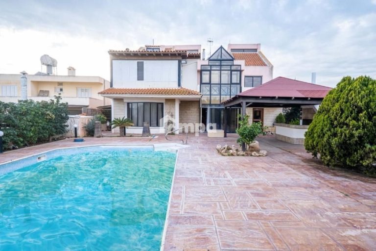 Cheap Houses and Villas for Sale Famagusta up to 500000 euro