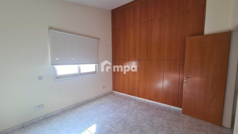 4 Bedroom House for Sale in Strovolos, Nicosia District