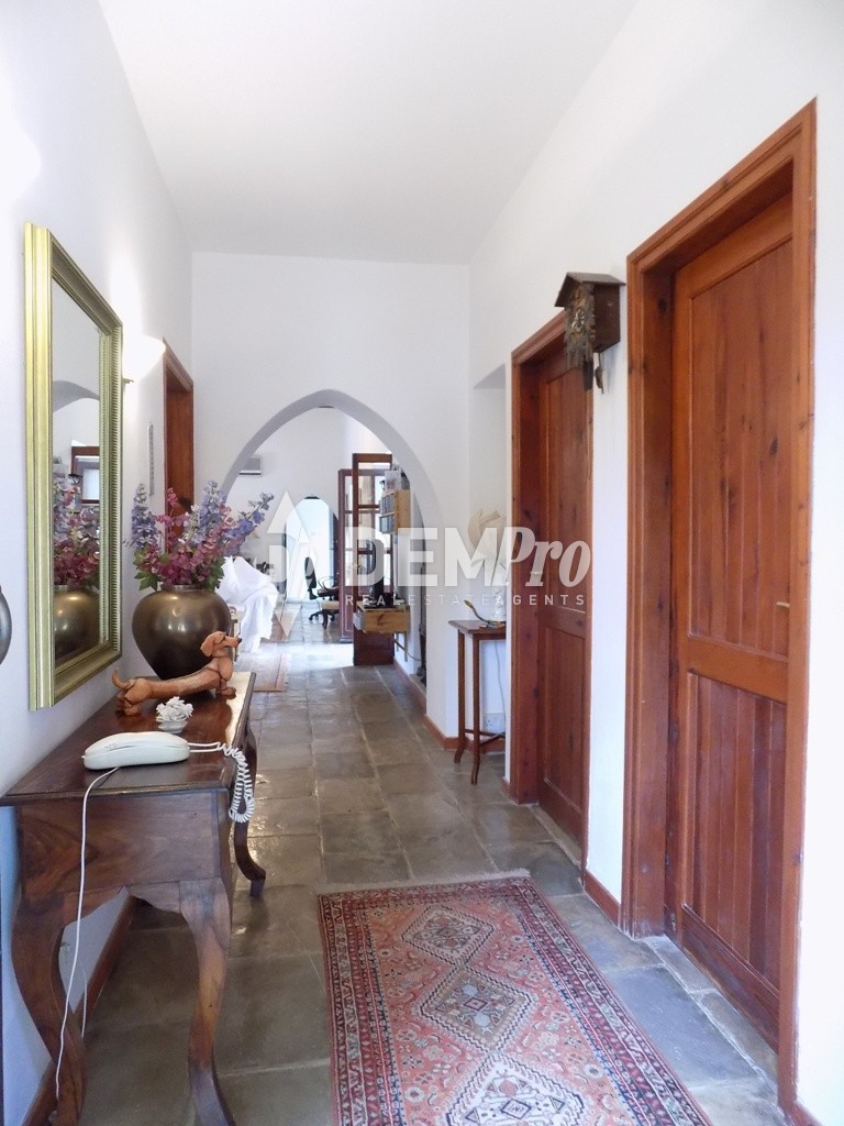 4 Bedroom Villa for Sale in Mesogi, Paphos District
