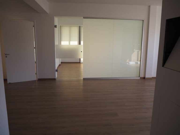 148m² Office for Rent